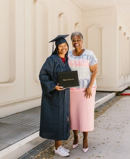 Купить диплом в Москве по доступной цене